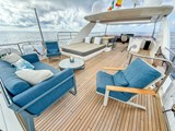 Princess 88 - Flybridge forward